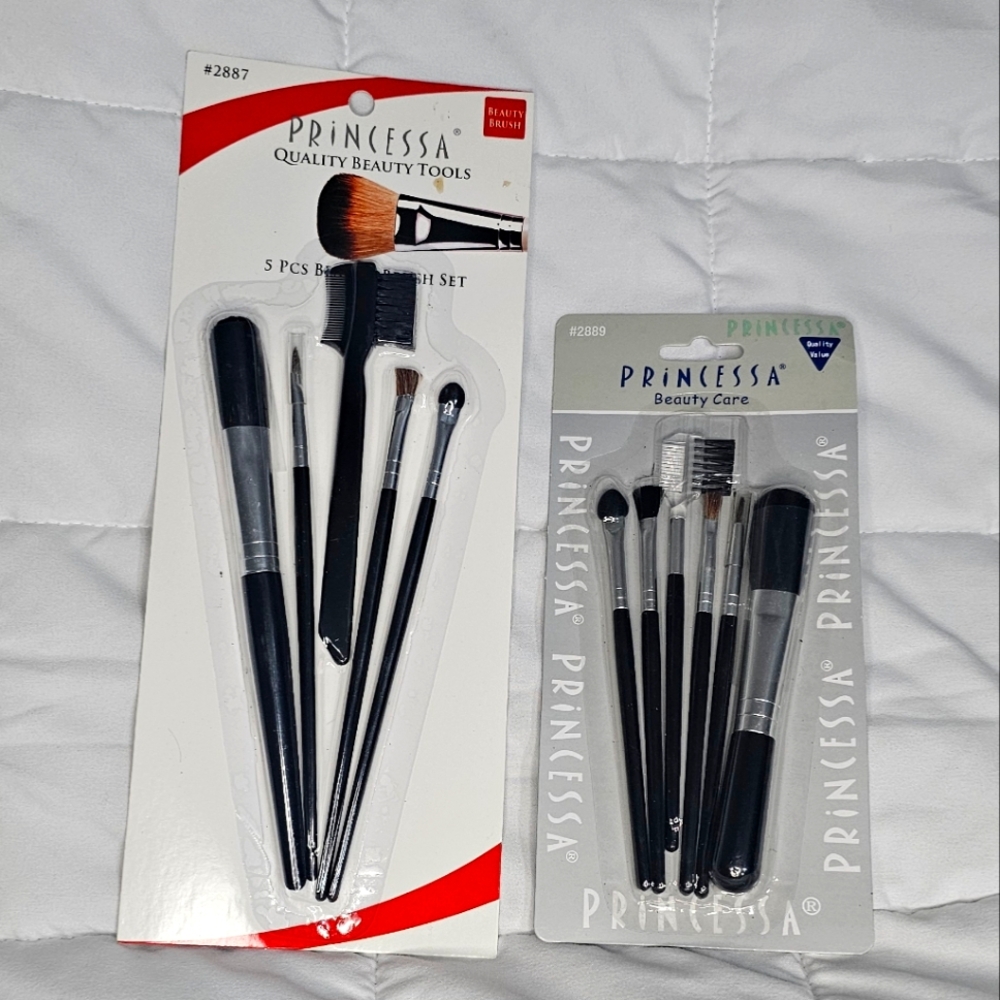 Princessa Quality Beauty Tools 5-Piece Makeup Brush Cosmetic Kit Set (BLACK)